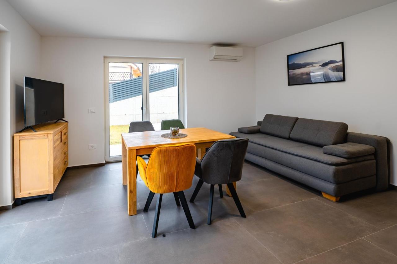 Apartments Luxury Ad Jesenice Exterior photo